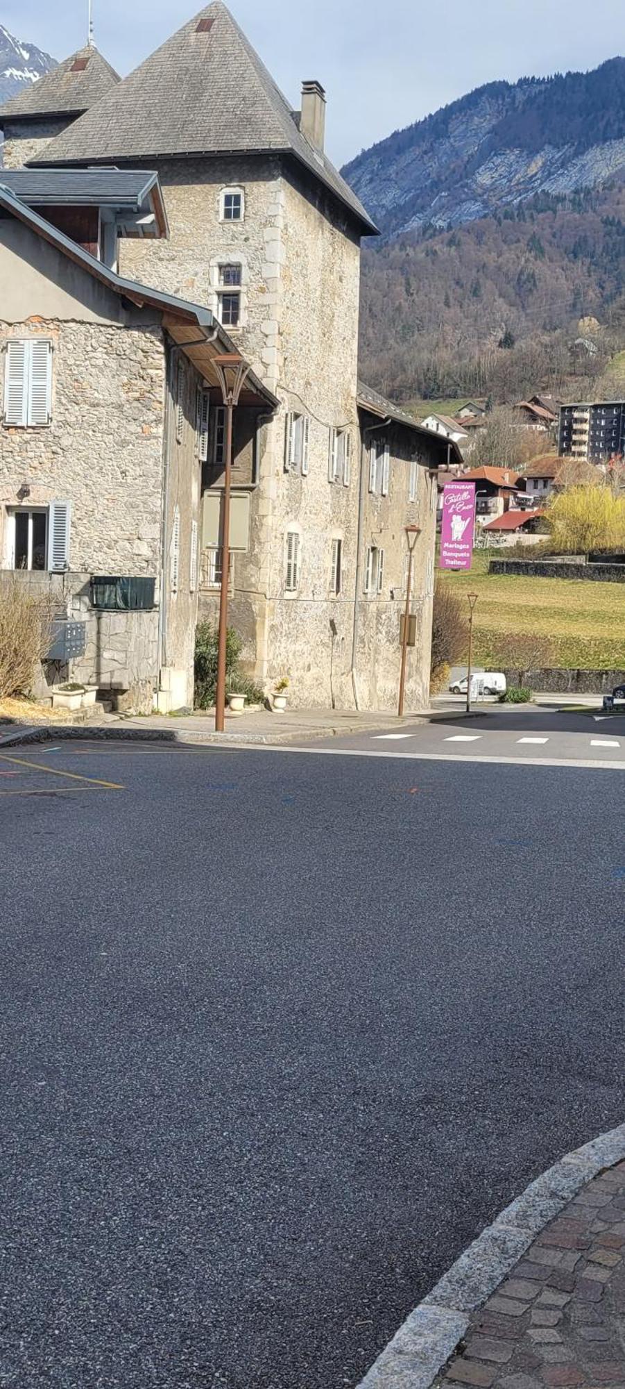 Maison De Sisi Ugine Kültér fotó